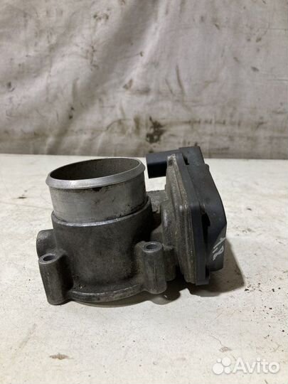 Дроссельная заслонка Audi A4 B8