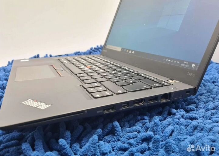 Ноутбук Full HD / Core i5 / 8GB / 256GB