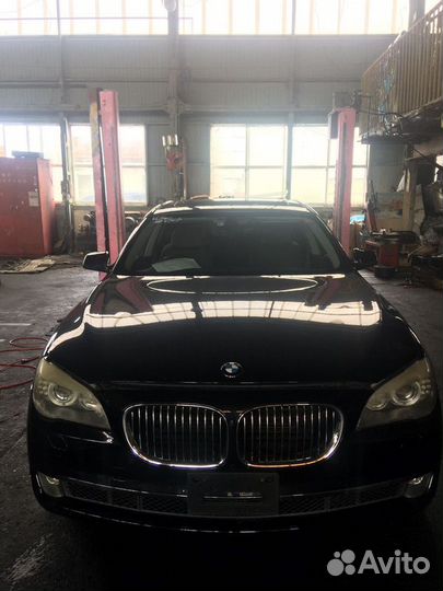 Защита бампера передняя правая Bmw 7 Series 740I