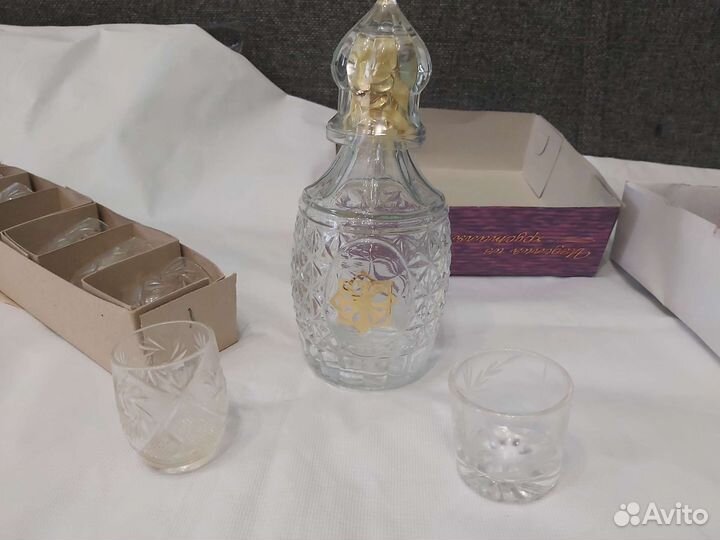 Хрустальные рюмки