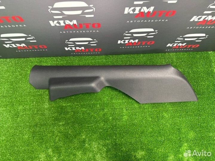 Накладка задней стойки правая Volkswagen Polo 5