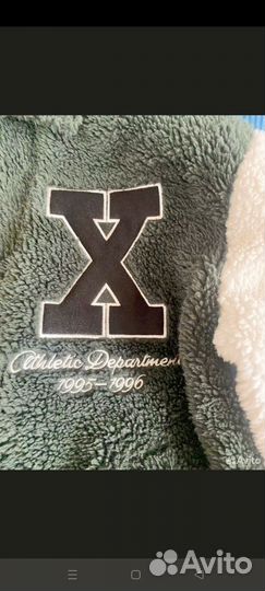 Мужской кожаный бомбер