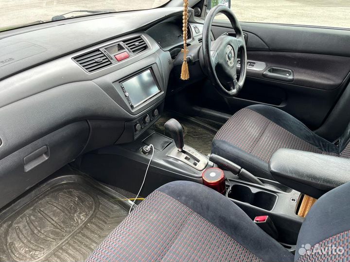 Mitsubishi Lancer Cedia 1.8 CVT, 2002, 240 000 км