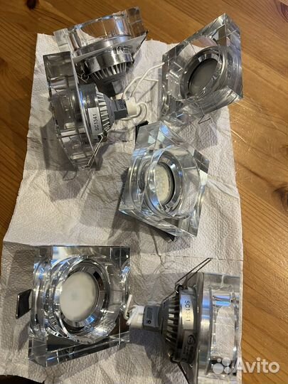 Светилиники точечные