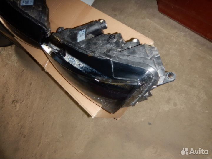 Фара правая Skoda Rapid 2020