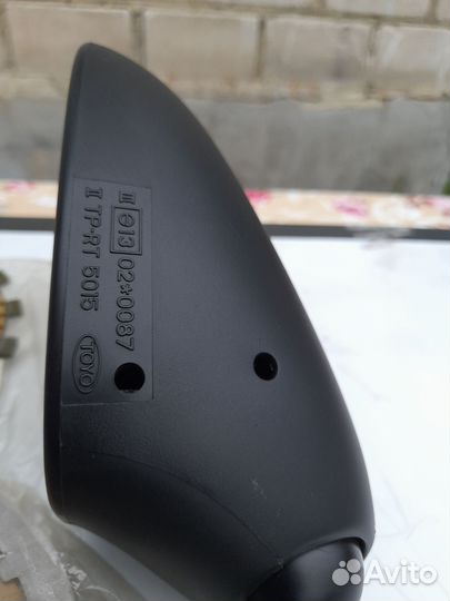 Крышка двигателя правая Yamaha FZS 600 Fazer