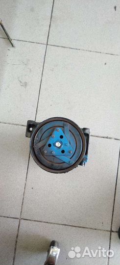 Компрессор кондиционера nissan