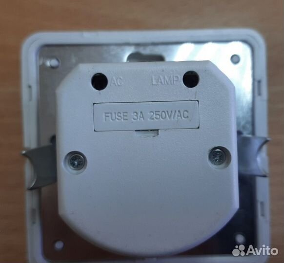 Встраиваемый датчик движения с датчиком шума