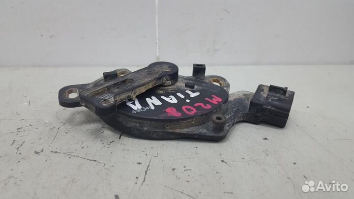 Датчик положения селектора АКПП Nissan Teana J31