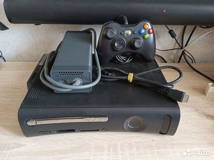 Xbox 360 прошитый freeboot 64 игры