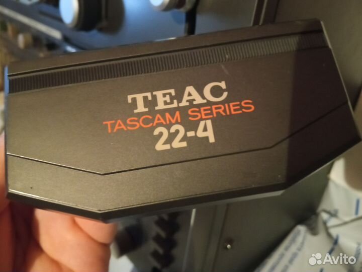 Tascam 22-4