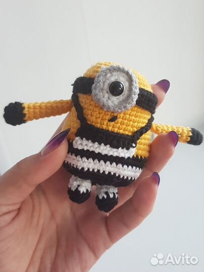 Амигуруми, вязаные игрушки Миньоны