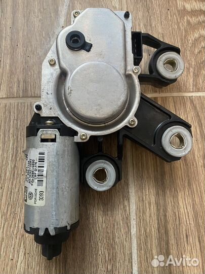 Моторчик стеклоочистителя задн.VW Touareg,Cayenne