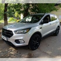 Ford Escape 1.5 AT, 2018, 135 000 км, с пробегом, цена 1 850 000 руб.