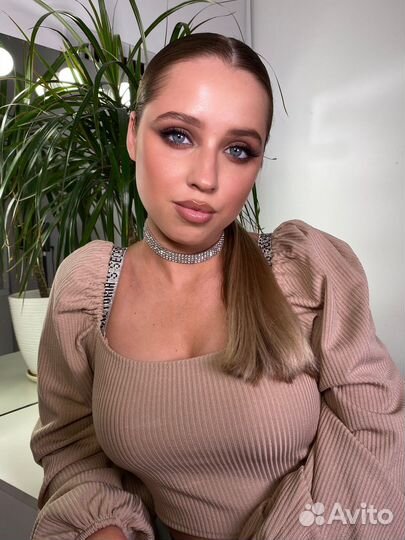 Визажист/макияж/стилист по волосам /свадебный