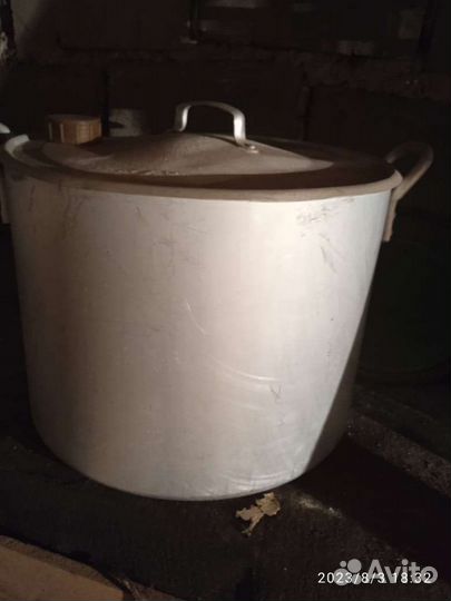 50 литровая кастрюля