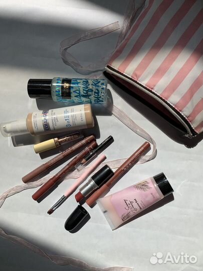 Набор косметики пакетом