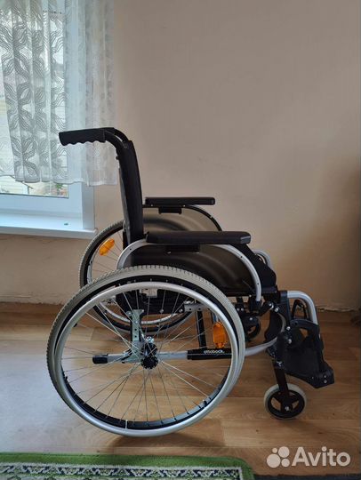 Кресло-коляска с ручным приводом