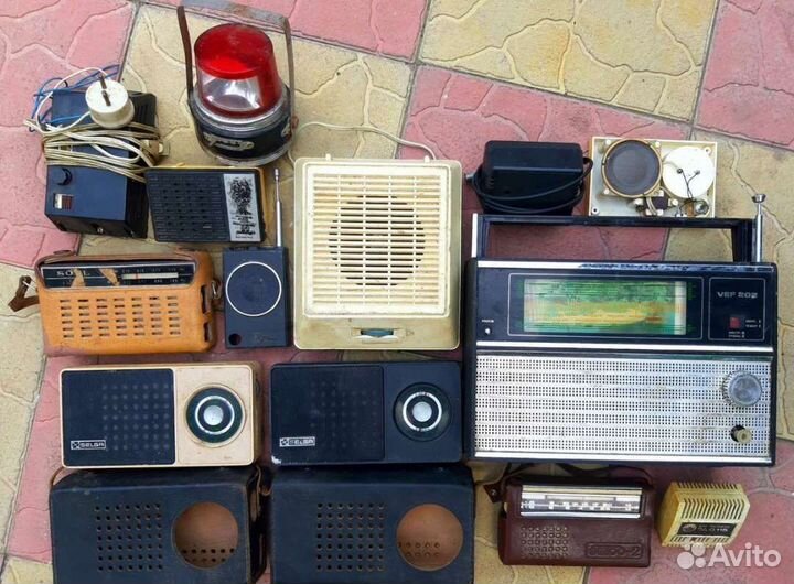 Магнитофон приёмник СССР