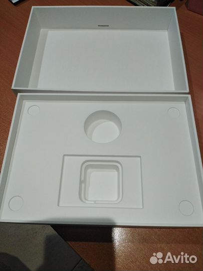 Коробка Apple MacBook air