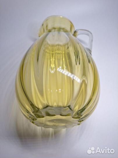 Винтажный кувшин гутное рефленое стекло