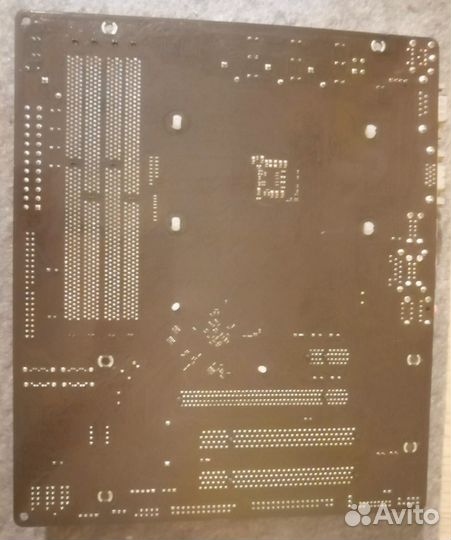 Материнская плата и что-то ещё