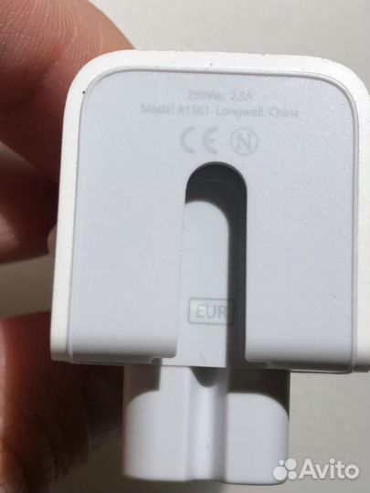 Вилка / адаптер / переходник зарядки Apple A1561