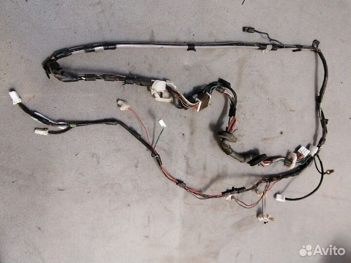 Проводка крышки багажника Mazda 626 GE (1992-1997)