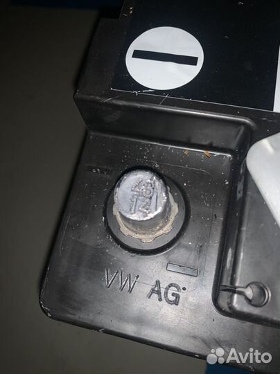 Аккумулятор автомобильный varta AGM