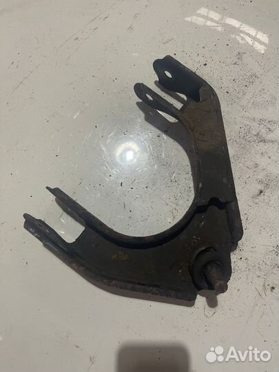 Рычаг передний верхний Додж Стратус