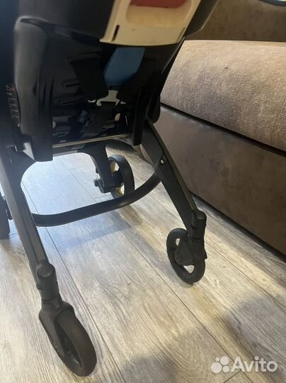 Детское кресло коляска