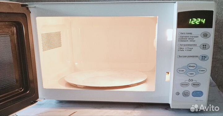 Микроволновая печь LG, глубокая, мощная, отл.сост