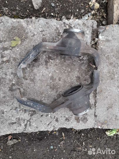 Поворотные кулаки нива 21213