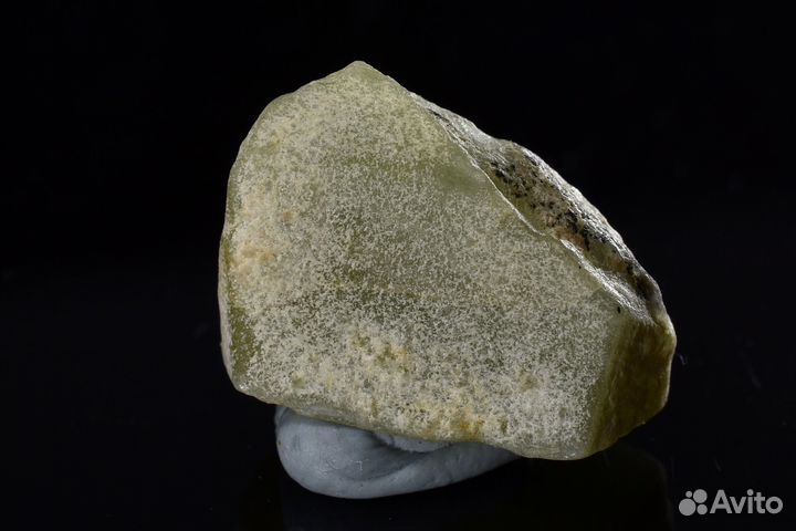 Кристалл. Перидот (хризолит). Лот №951