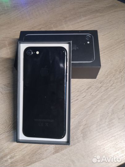 iPhone 7, 32 ГБ