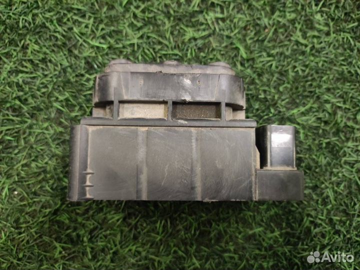 Блок клапанов Mercedes-Benz S-Class W222