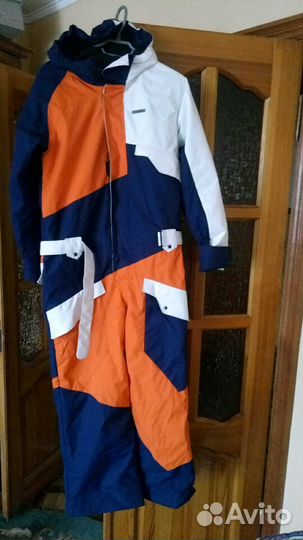 Горнолыжный кастюм