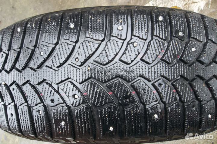 Bridgestone Blizzak Spike-01 225/60 R17