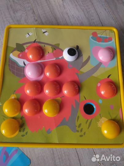 Настольный развивающий пазл с цветными кнопками