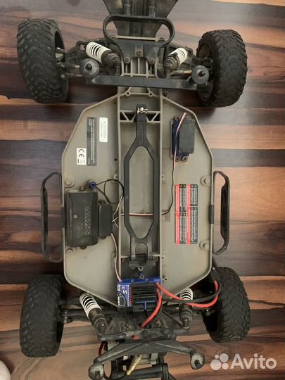 Машина на радиоуправлении 1 10