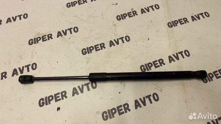 Амортизатор капота Land Rover Discovery 5 L462 306