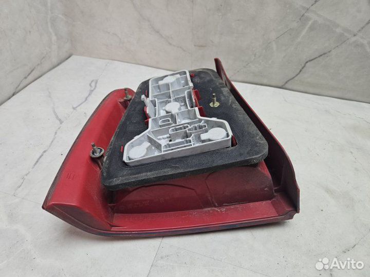 Фонарь задний правый Volkswagen Passat B5 AEB 1.8