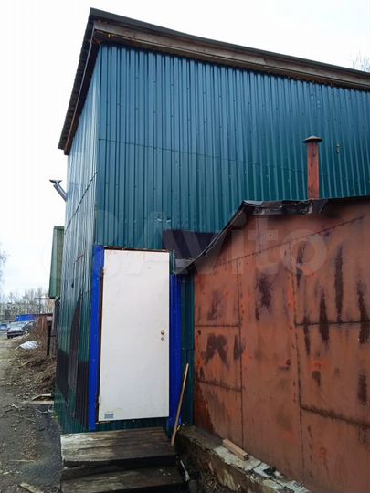 Гараж, > 30 м²