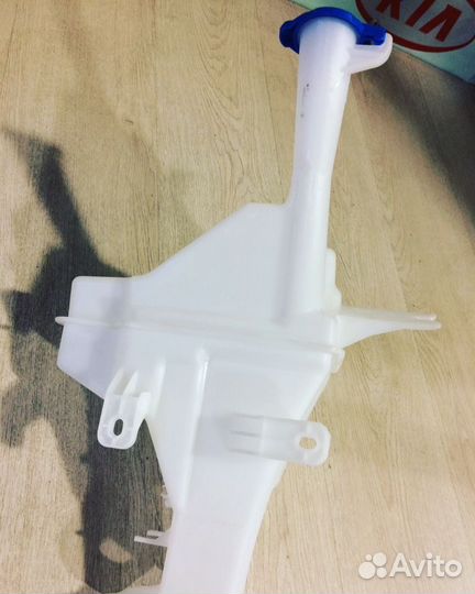 Kia Рио 15-17 Бачок омывателя под датчик уровня