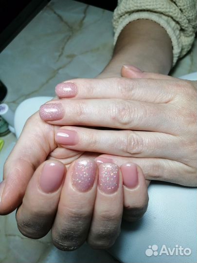 Требуются модели на комби маникюр с покрытием