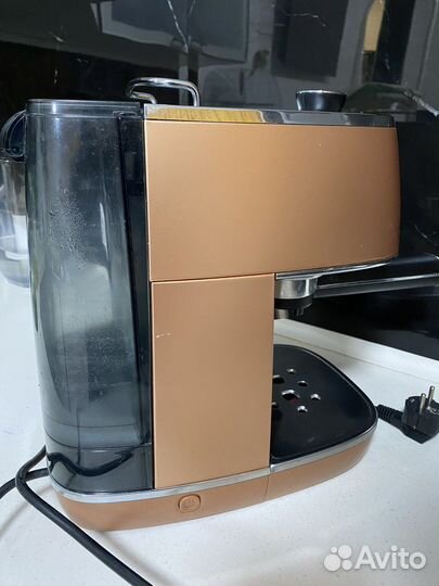 Кофеварка delonghi