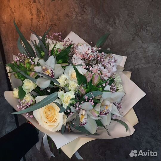 Букеты,цветы с доставкой по Рязани