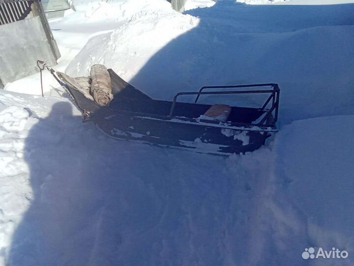 Сани пластиковые для снегохода