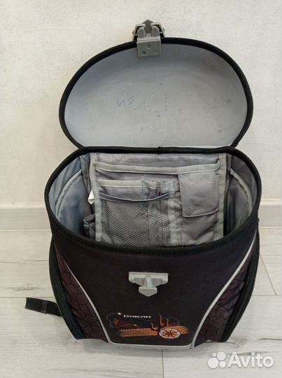 Школьный рюкзак