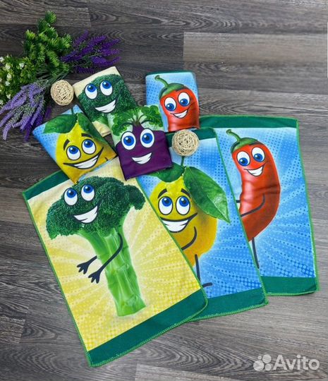 Набор прихваток и полотенце